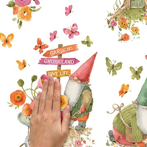 RoomMates RMK5160SCS Lisa Audit Garden Gnomes Wall Decals